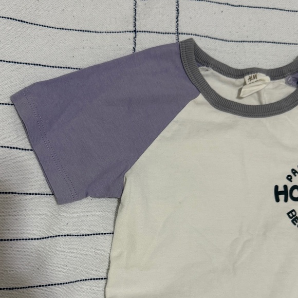 H&M Purple and White Crew Neck Tee - Picture 3 of 11